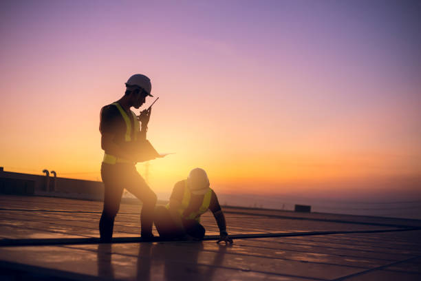 Best Emergency Roof Repair  in Parsons, KS